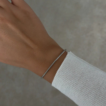 String Bracelet [Silver]