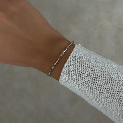 String Bracelet [Silver]