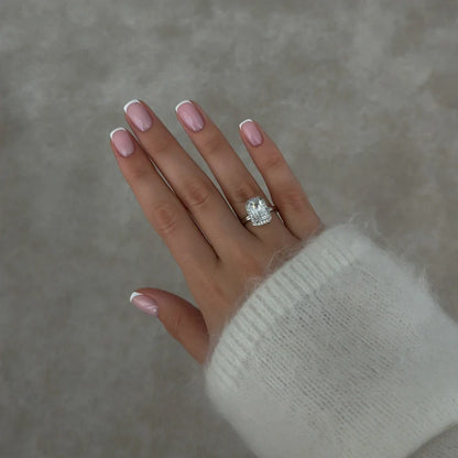 Crystal Chapel Ring [Silver]