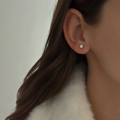 Tiny Crystal Studs [Silver]