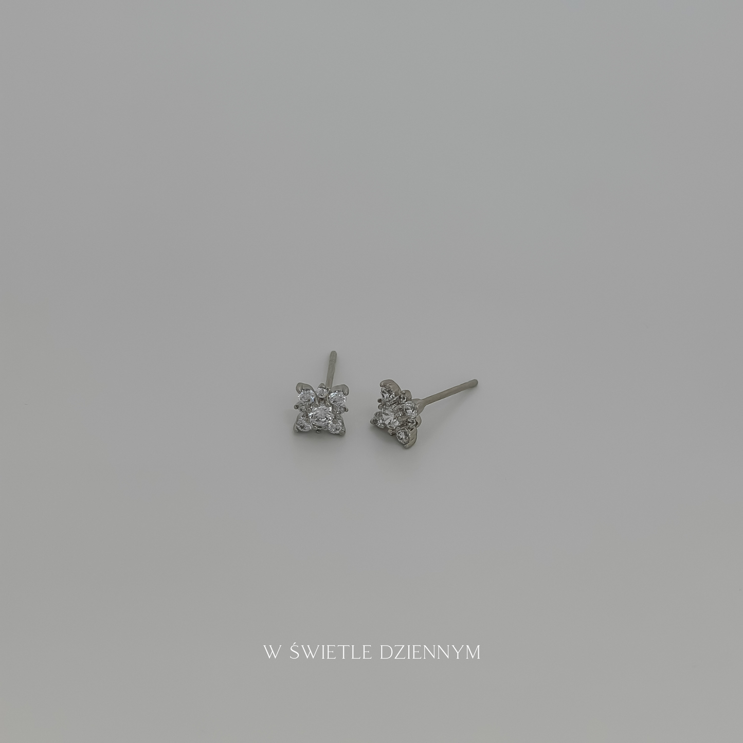 Noir Studs [Silver]