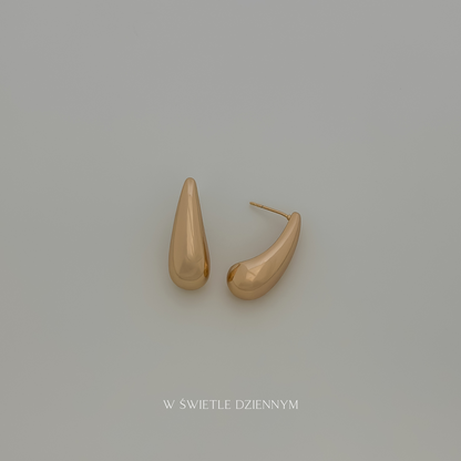 Slim Teardrop Studs