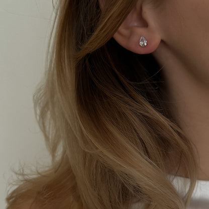 Brilliance Studs