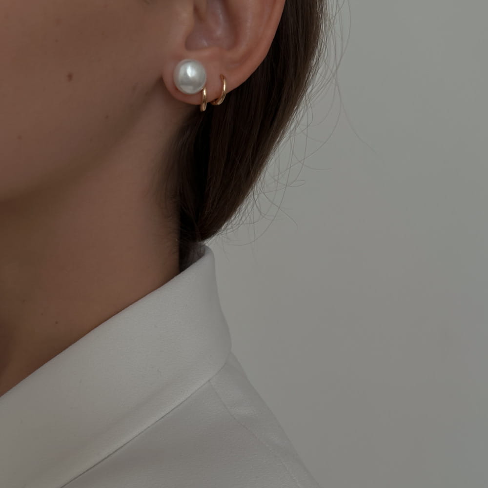 Pearl Studs [Silver]