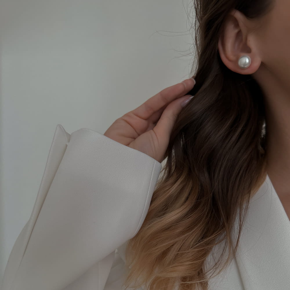 Pearl Studs [Silver]