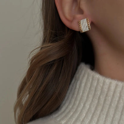 Quadratic Vintage Studs