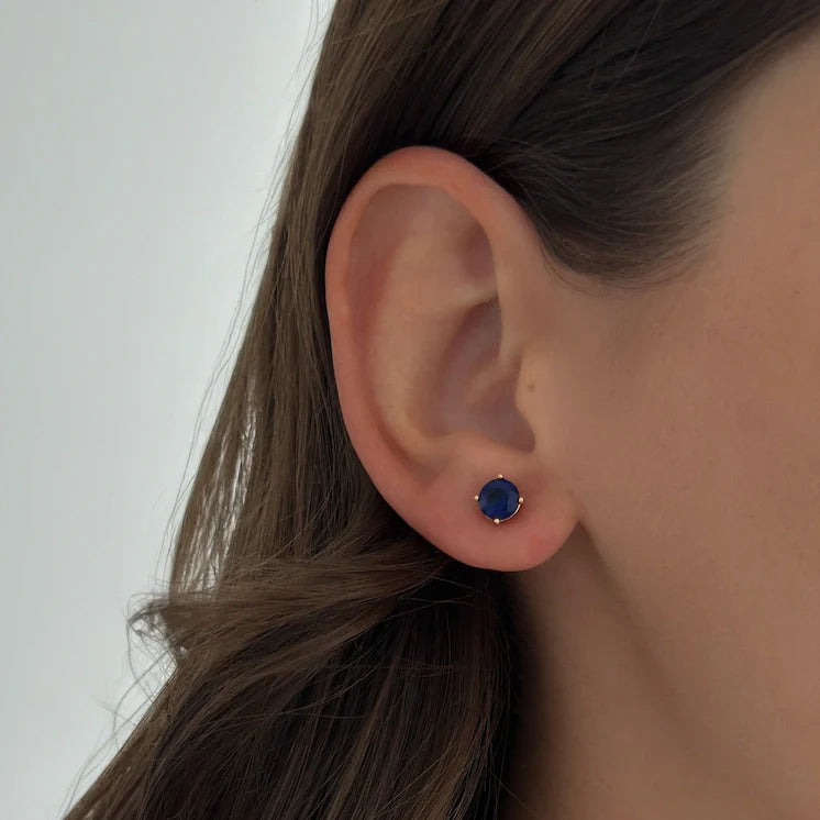 Sapphire 6mm Studs
