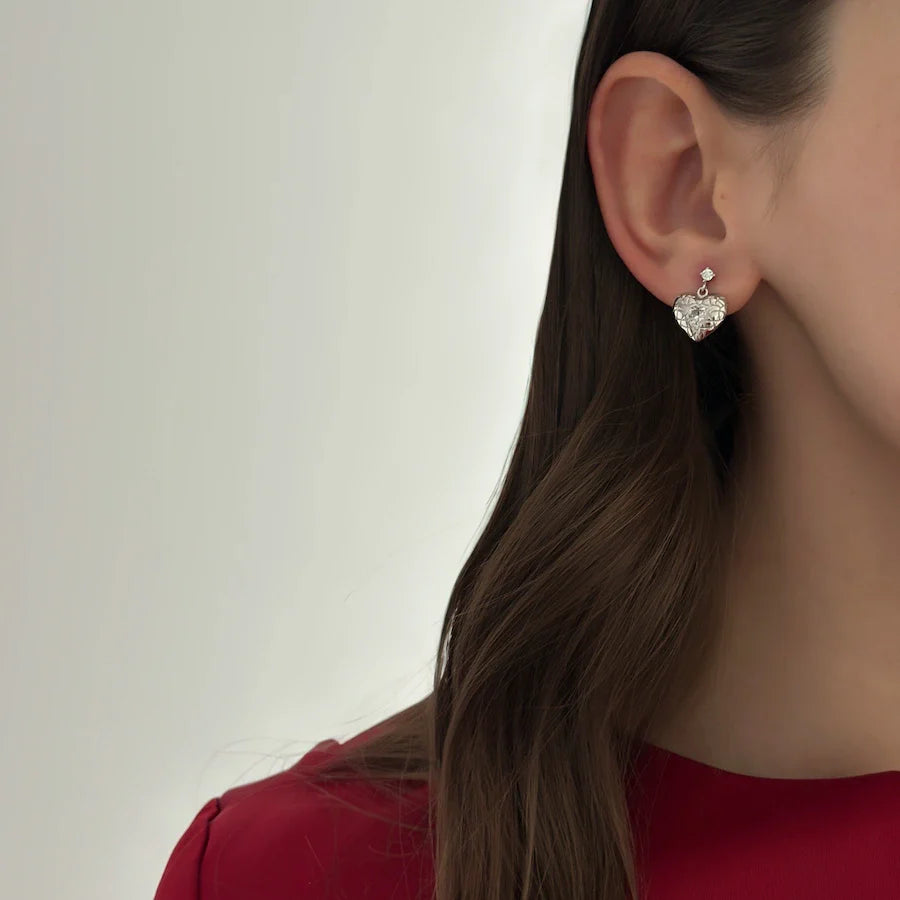 Leila Heart Studs [Silver]