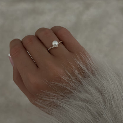 Pearl Tiara Ring