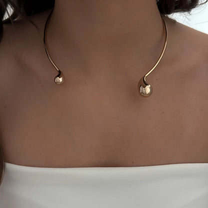 Teardrop Collar