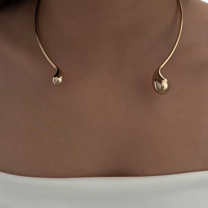 Teardrop Collar