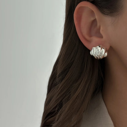 Croissant Studs [Silver]