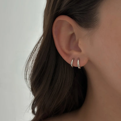 Usual Huggies [Silver]