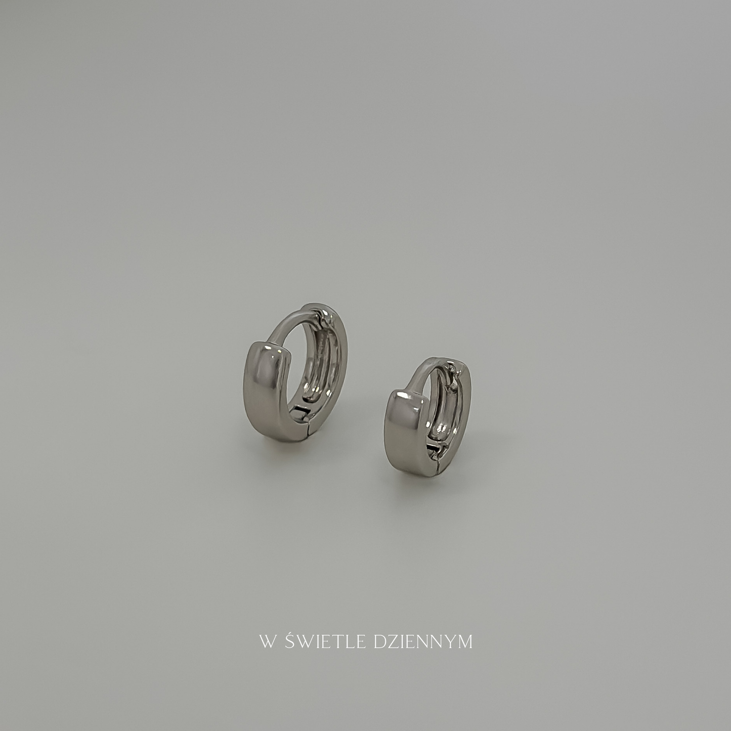 Basic Huggies [Silver]