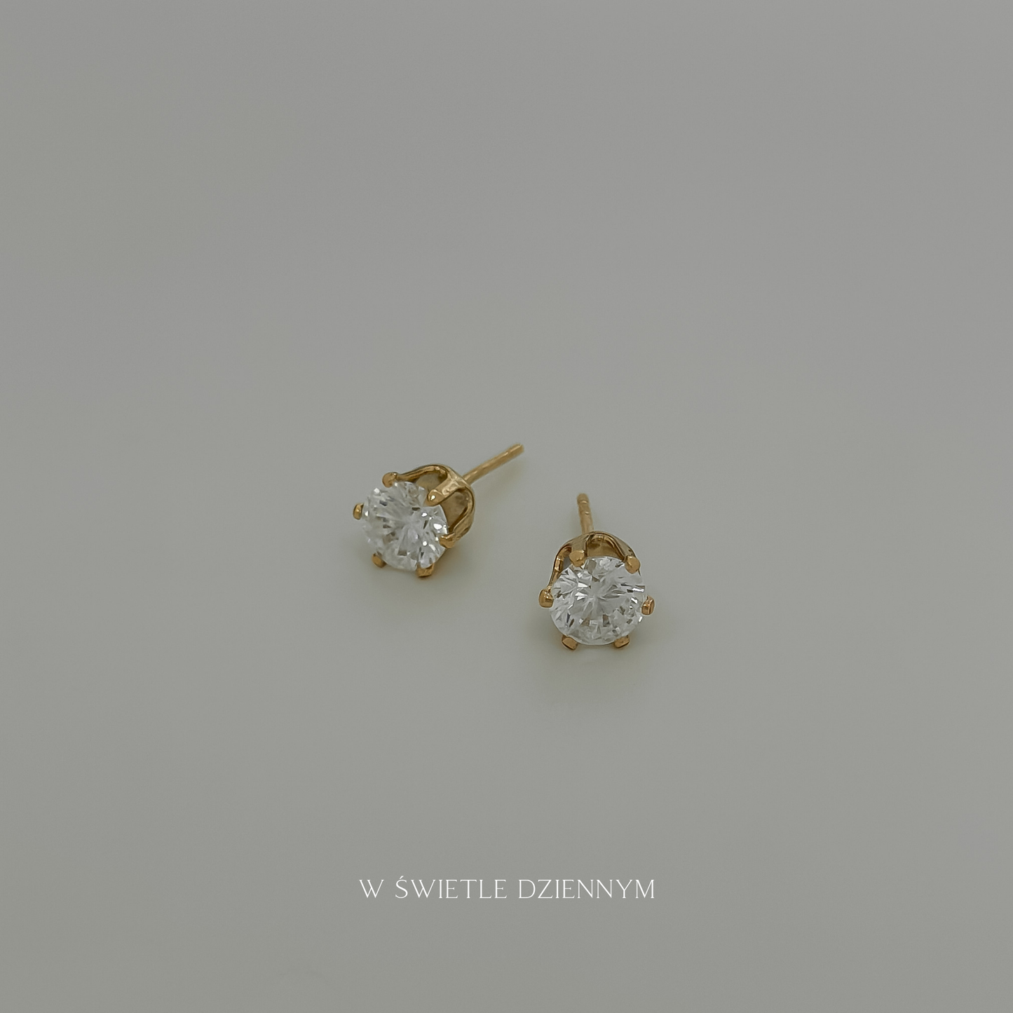 Luxe 6mm Studs