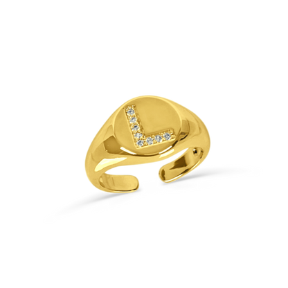 Medyna | Pierścionek z literą 18-karatowe złoto 1