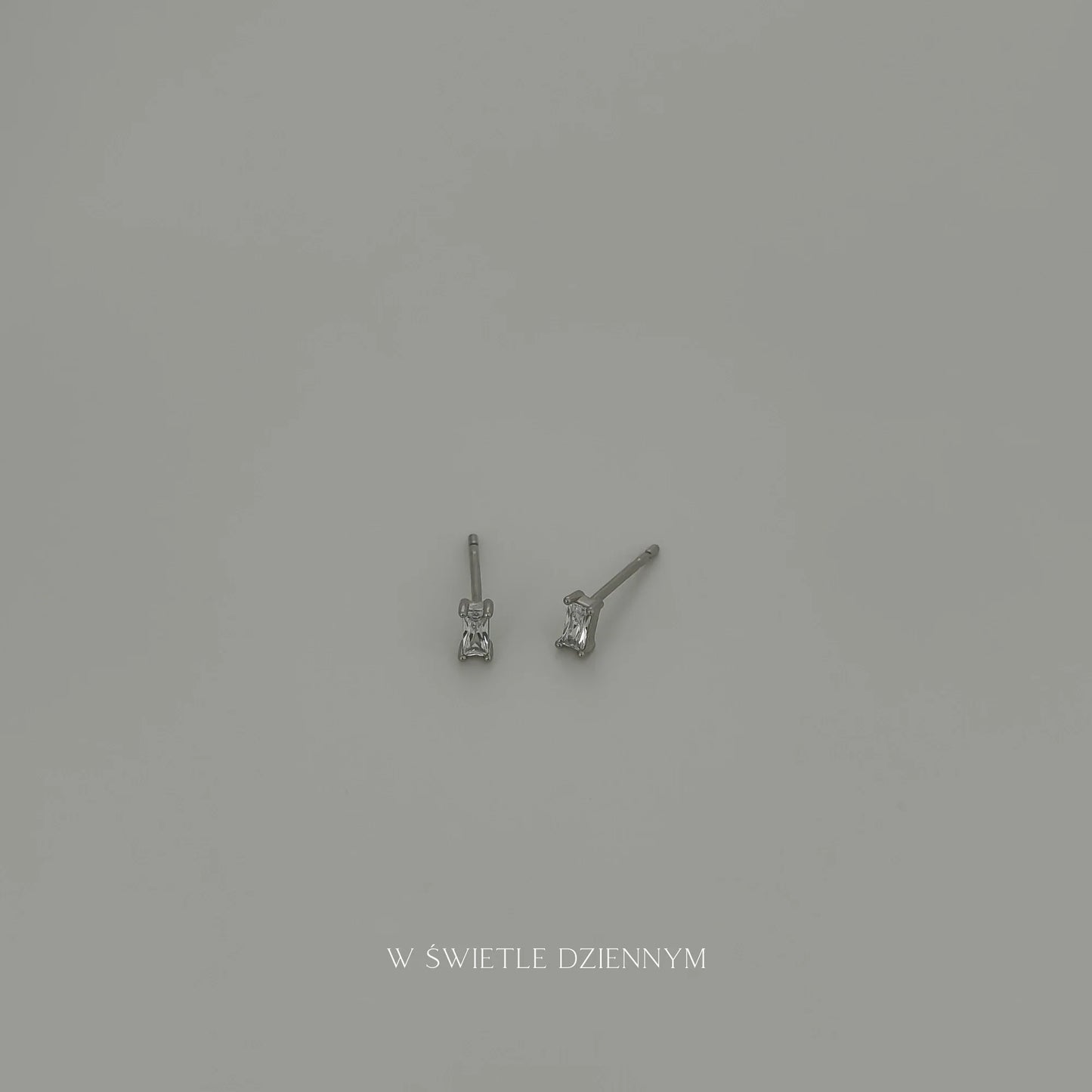 Carre Studs [Silver]