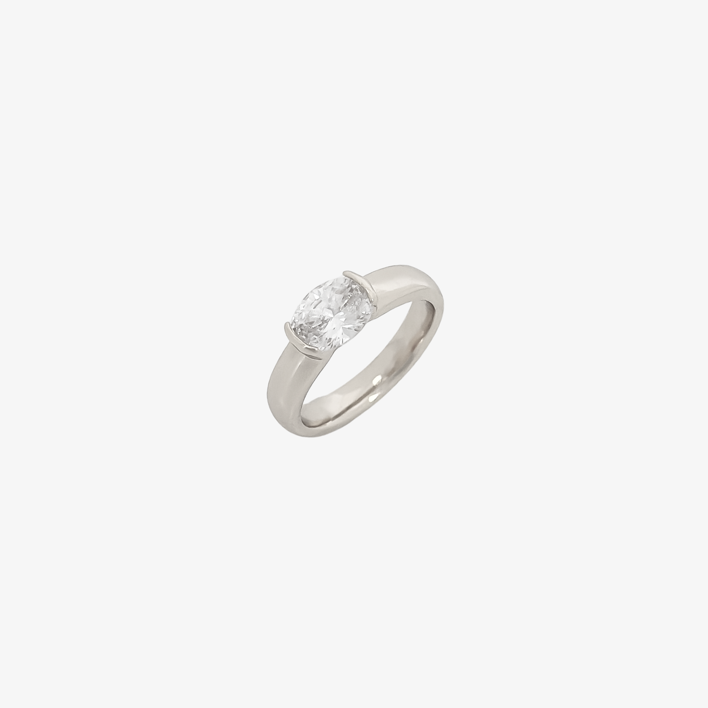 Mia Diamond Ring [Silver]
