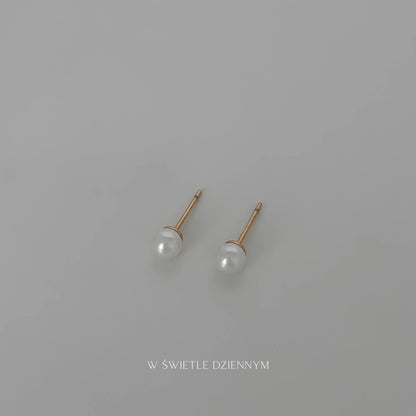 Mini Pearl Studs